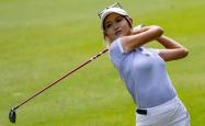 关于比利时女子高尔夫球手票数领先，夺得冠军的信息